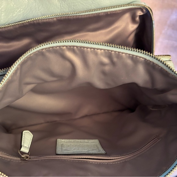 Beautiful coach kitt handbag with matching wallet - Picture 9 of 14